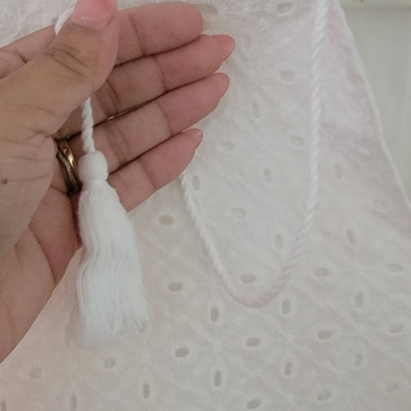 Harper Wren Boho Eyelet Smock Brachie Withe Dress size Medium. - Picture 6 of 16